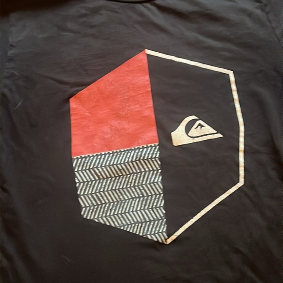 Small boys Quicksilver tee shirt - Picture 2 of 4